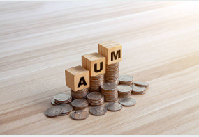 AUM
