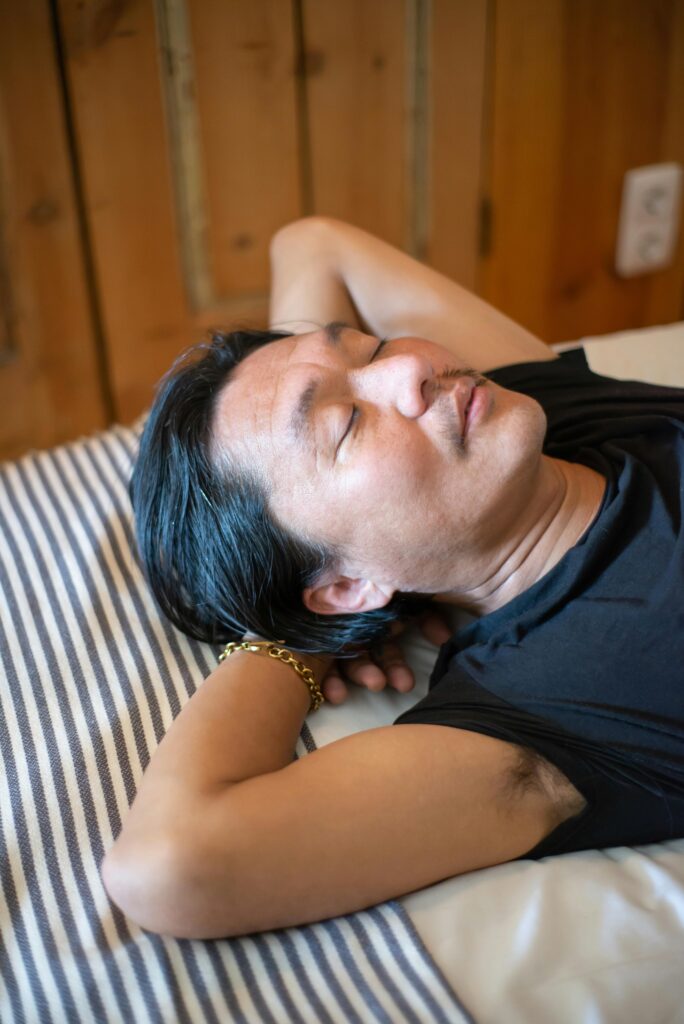 The single residents complain about poor sleep patterns.